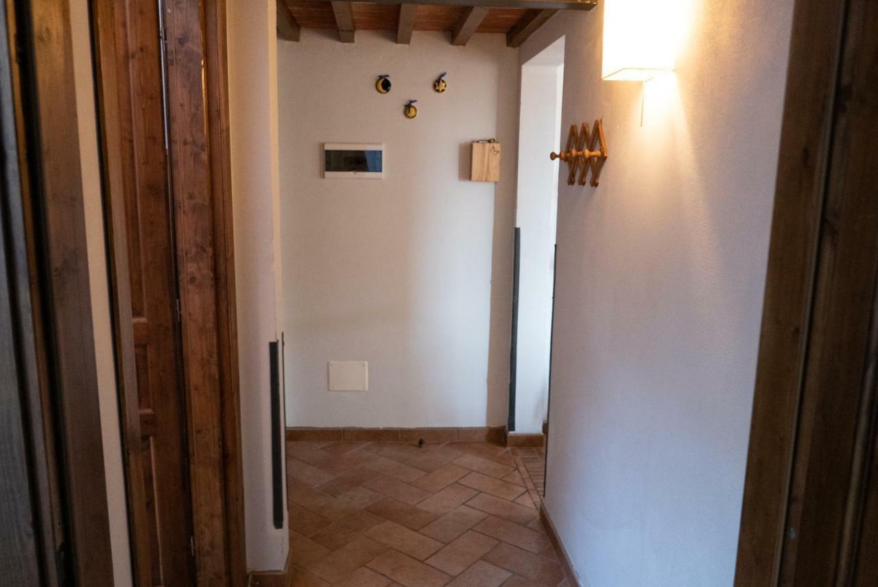 La Casa Di Paolo Sulla Via Francigena Castelnuovo D'elsa Exterior foto